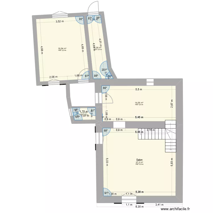 JASSES. Plan de 5  et 66 m²