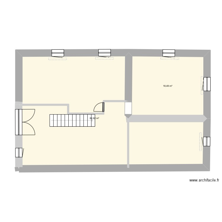 Ferme hazelle. Plan de 2 pièces et 81 m2