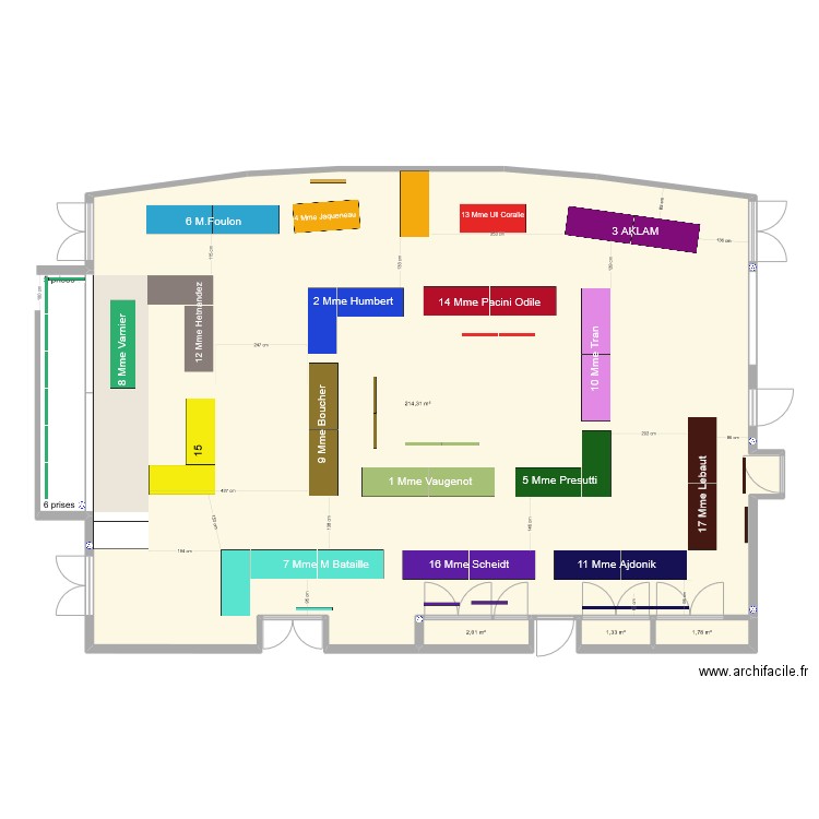 Salle des fêtes Kanfen avec exposants 2024 au 15 janvier 2024. Plan de 4 pièces et 219 m2