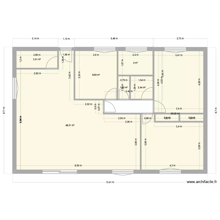 reno. Plan de 9  et 100 m²