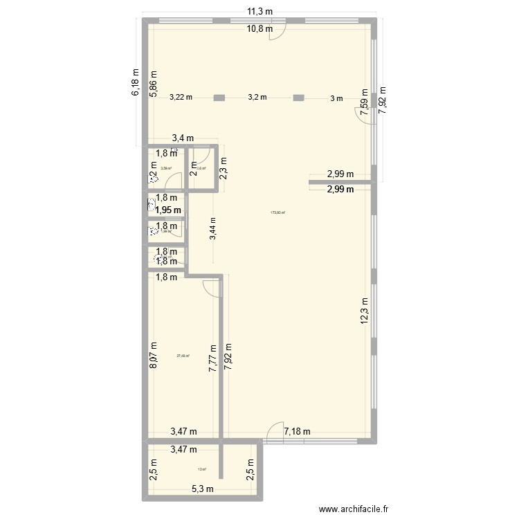 BETH HABAD BASTIA. Plan de 7 pièces et 225 m2