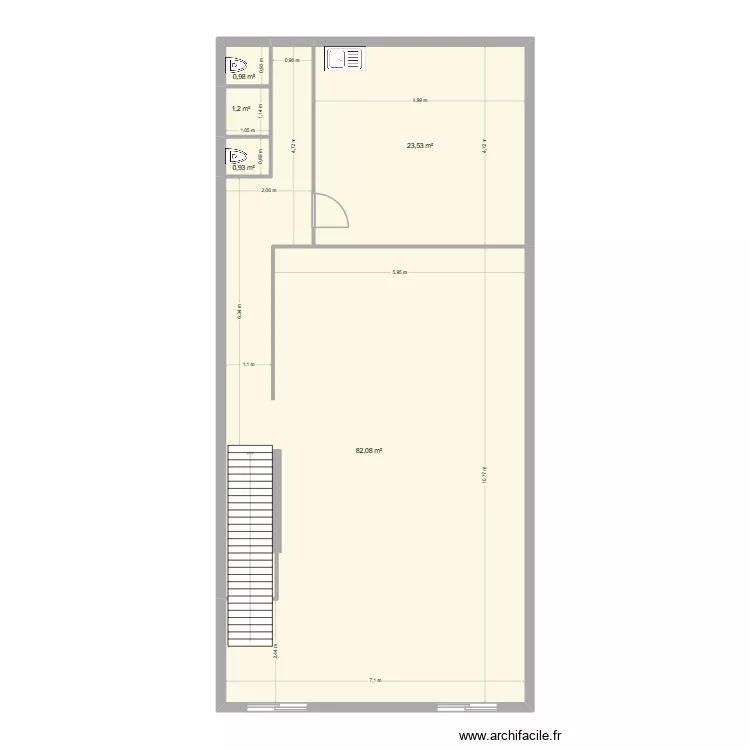 Local Meythet. Plan de 5  et 109 m²