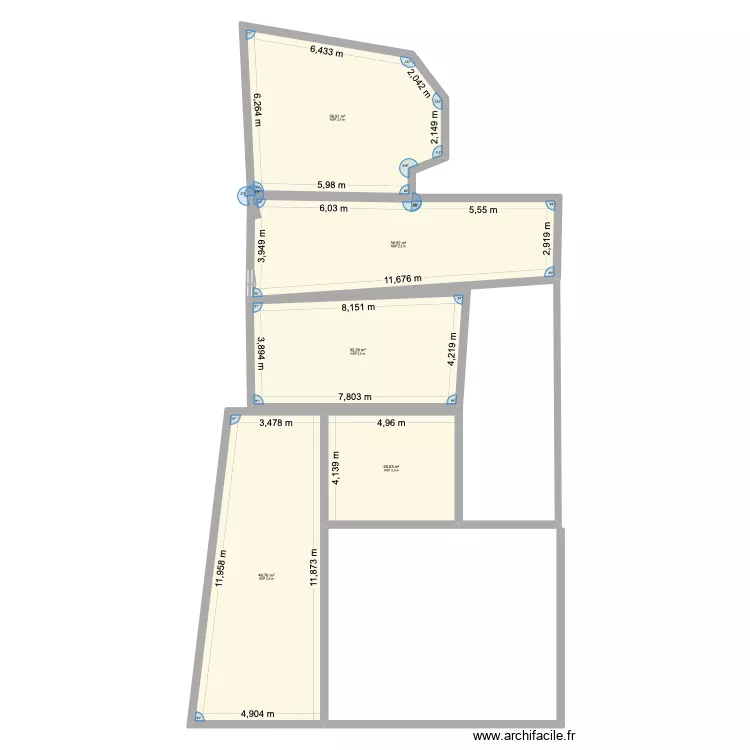 maison. Plan de 5  et 181 m²