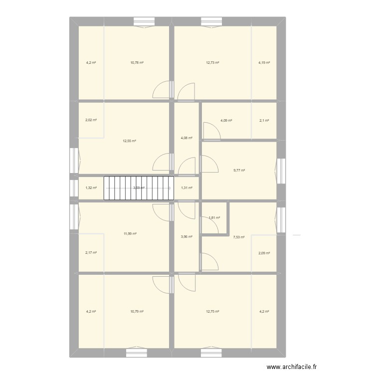 Ror. Plan de 23 pièces et 134 m2