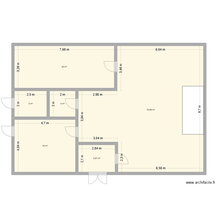 plan crèche emilie. Plan de 6 pièces et 135 m2