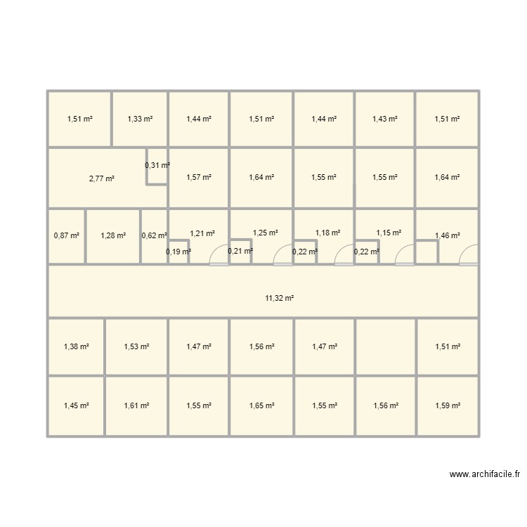 blocus. Plan de 40 pièces et 62 m2