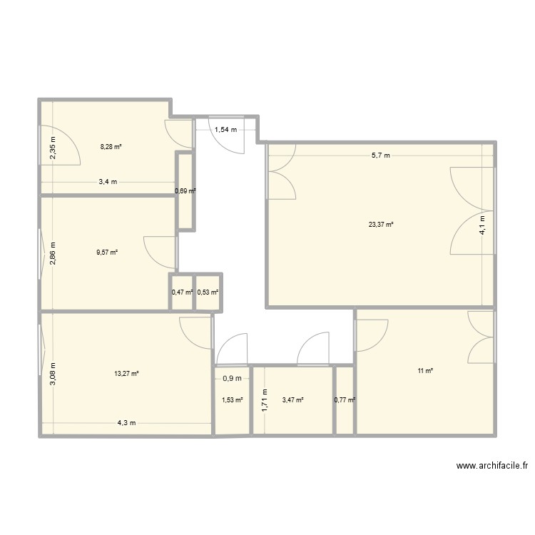 PLAN MACHA. Plan de 11 pièces et 73 m2