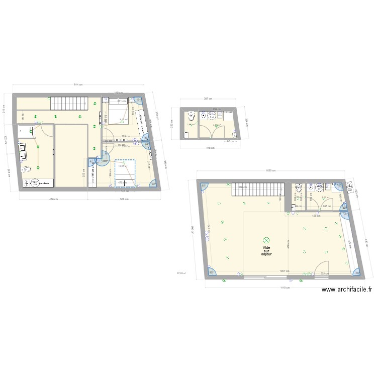 pain. Plan de 9 pièces et 126 m2