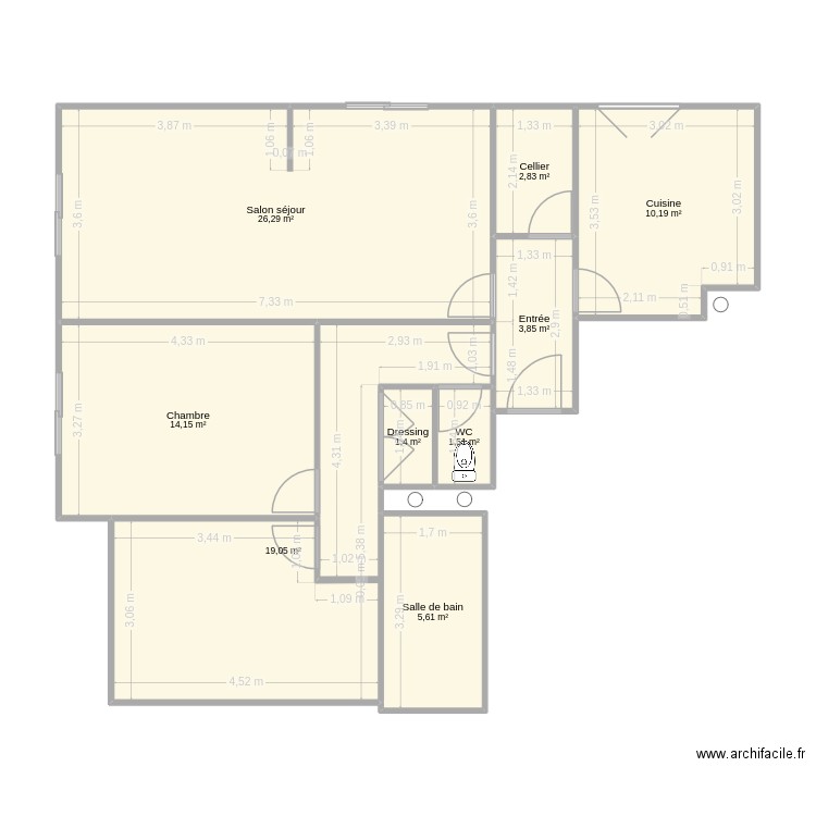 Appartement avant travaux. Plan de 9 pièces et 85 m2