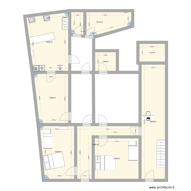 piolla. Plan de 9 pièces et 117 m2