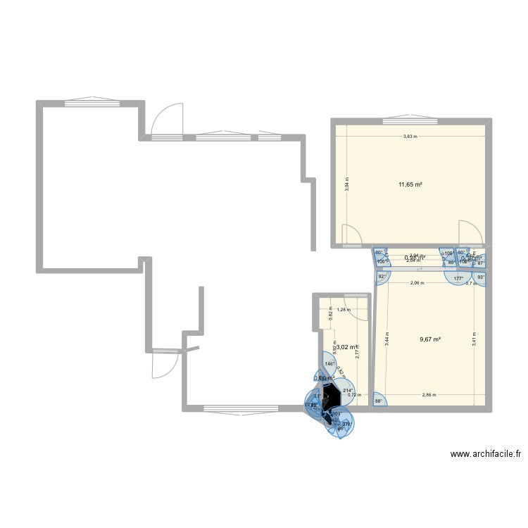Appart maman. Plan de 8 pièces et 26 m2