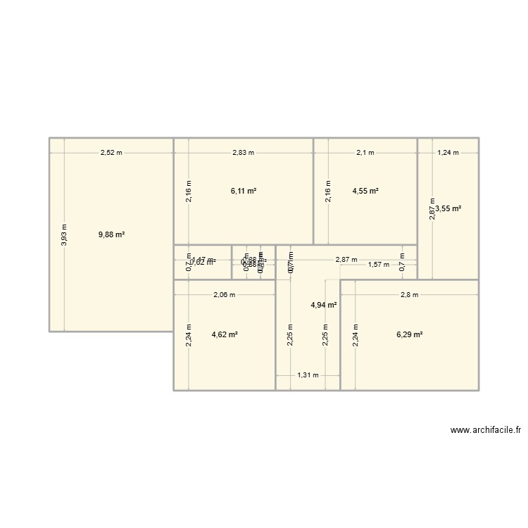 m moi. Plan de 9 pièces et 41 m2