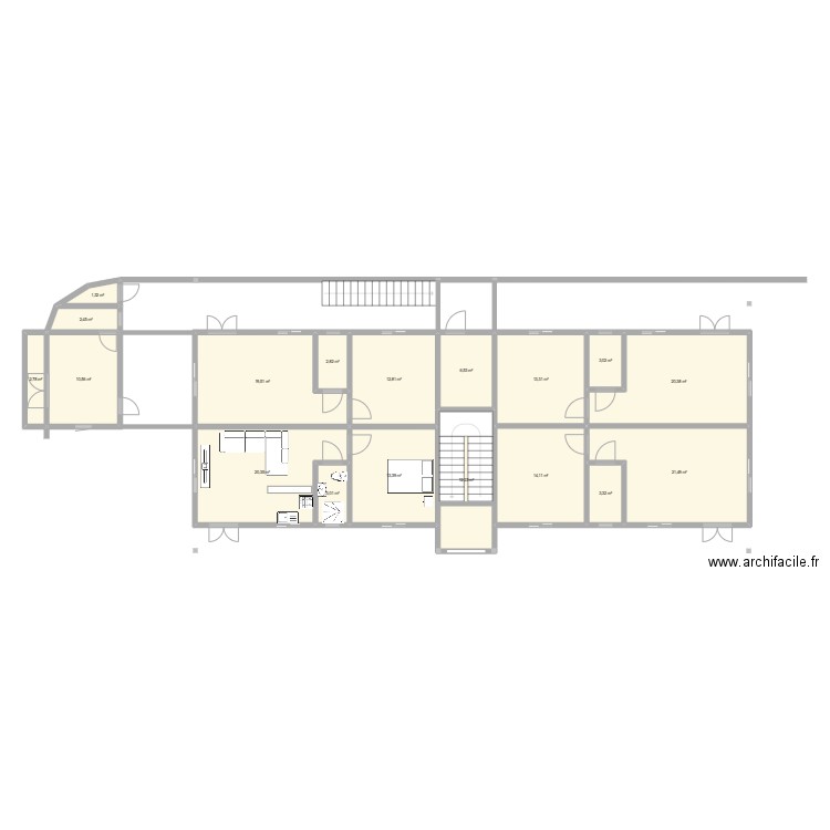 Pyramide. Plan de 18 pièces et 183 m2