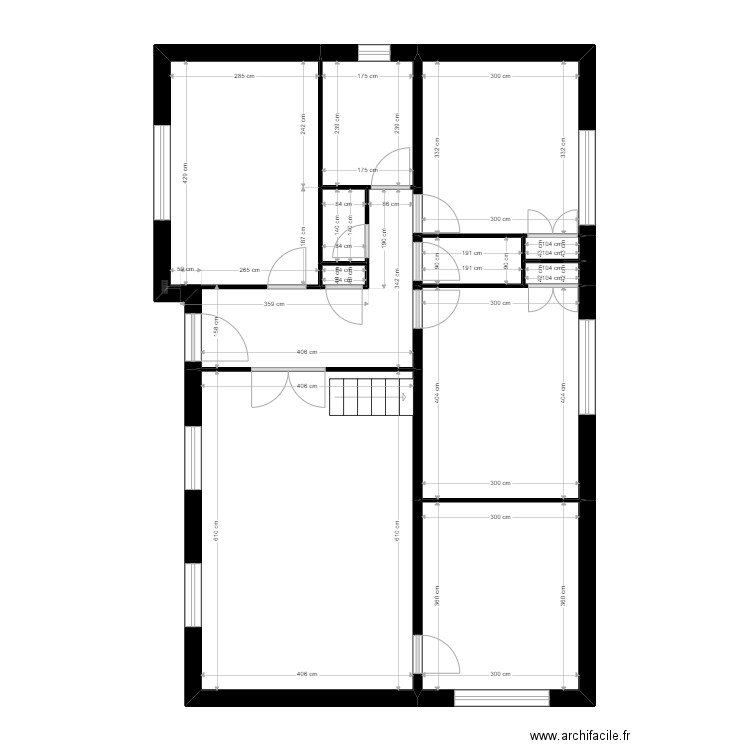 FRANCON . Plan de 18 pièces et 260 m2