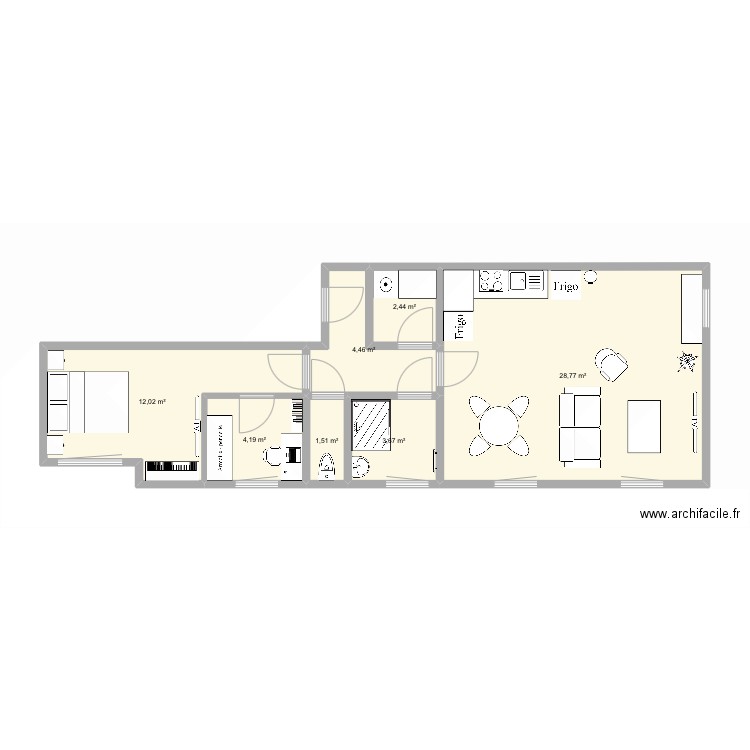 Piéton. Plan de 7 pièces et 57 m2