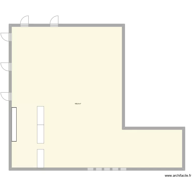 Accueil cin&eacute; part 2. Plan de 1  et 170 m²