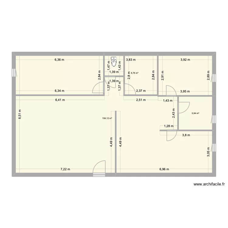 MAISON. Plan de 3 pièces et 119 m²