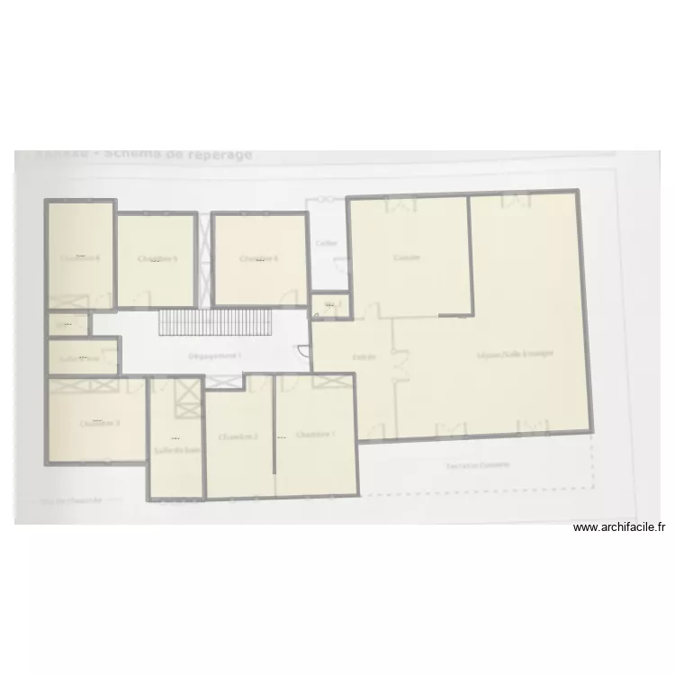 Maison. Plan de 10  et 553 m²