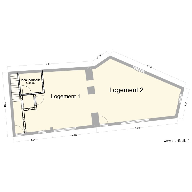 immeuble. Plan de 2 pièces et 109 m2