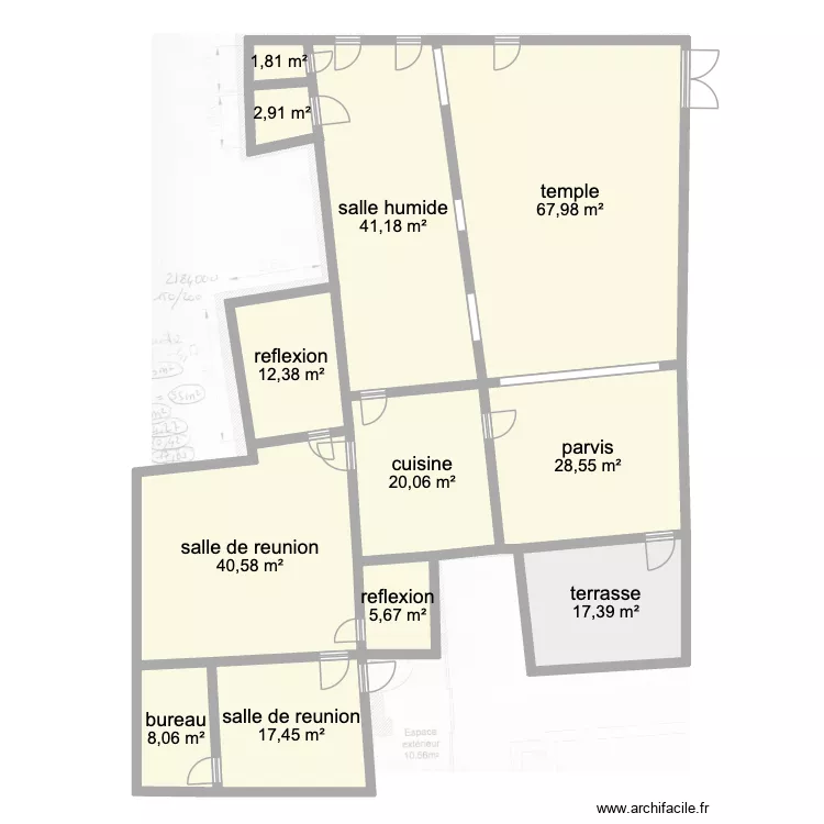 temple uzes. Plan de 12  et 264 m²