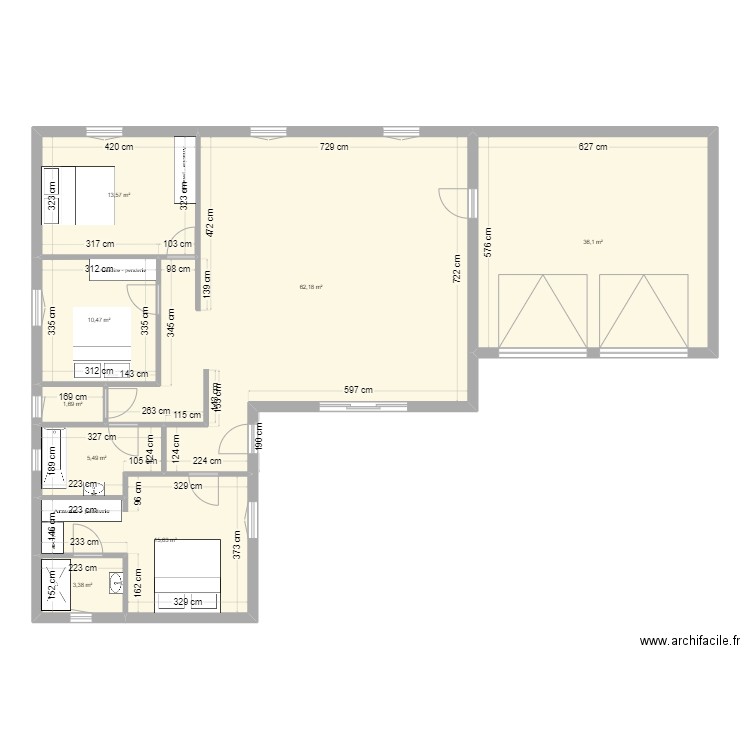 plan v2. Plan de 8 pièces et 149 m2
