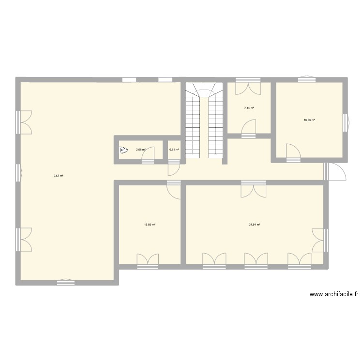 moirax R+1.1. Plan de 7 pièces et 170 m2