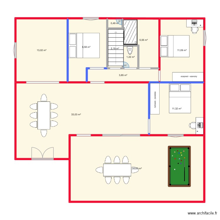 maison rouge. Plan de 11 pièces et 126 m2