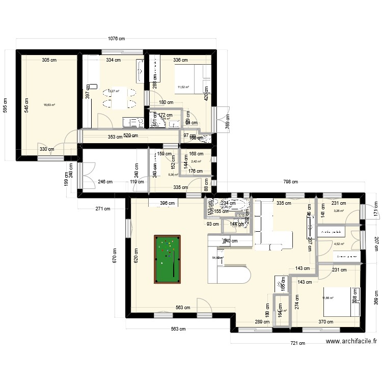acqueduc3. Plan de 16 pièces et 135 m2