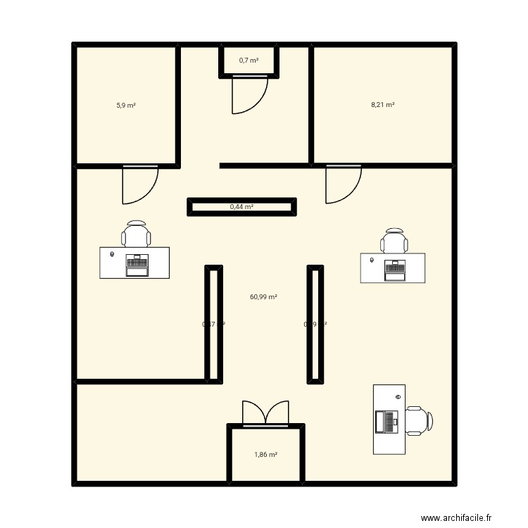 Plan stage 1. Plan de 8 pièces et 81 m2