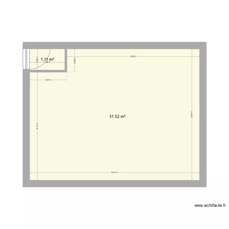 Cuisine d\'&eacute;t&eacute; avec local technique piscine. Plan de 2  et 33 m²