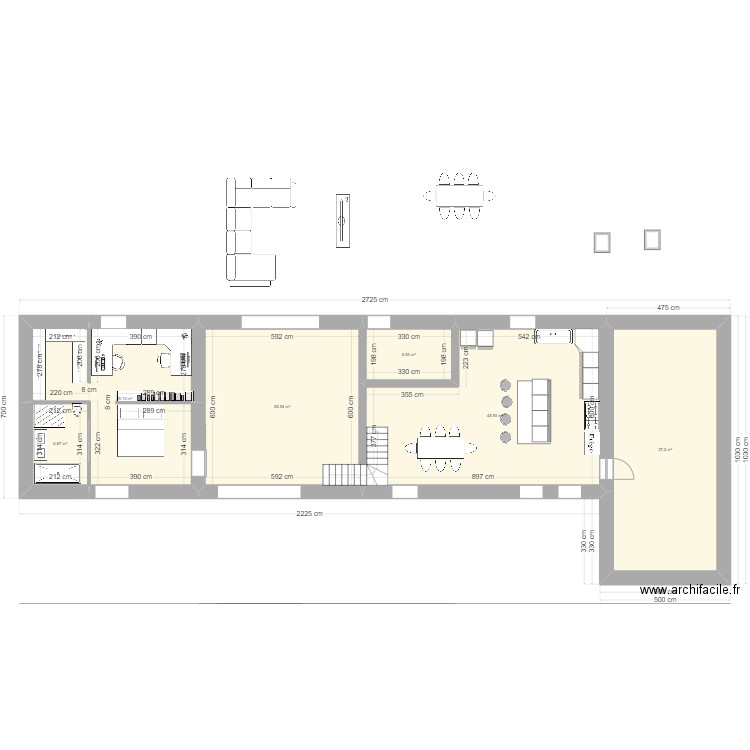 version cuisine à droite. Plan de 6 pièces et 161 m2