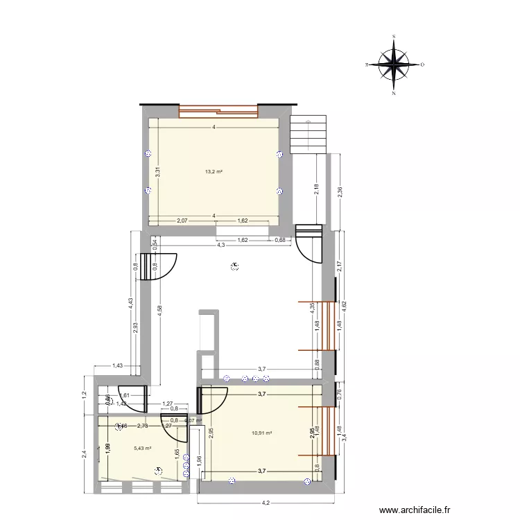 RDC futur. Plan de 4 pièces et 30 m²