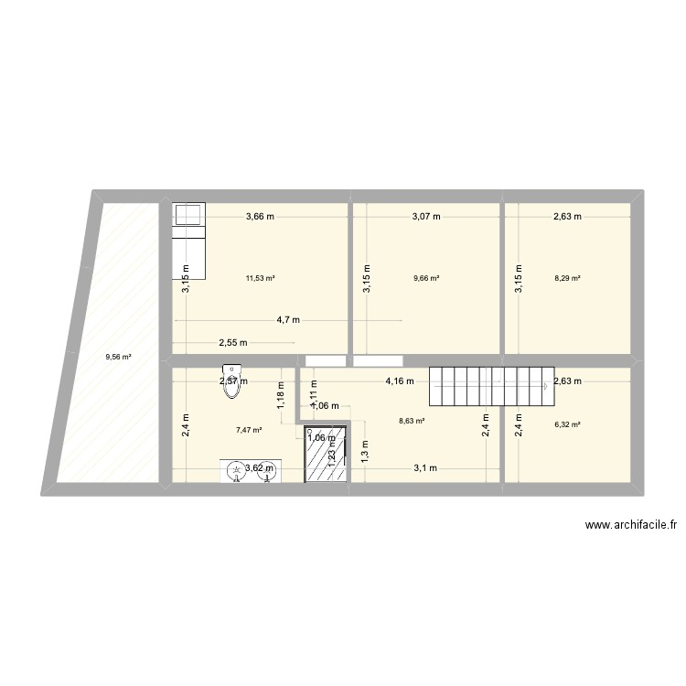 étage ferme 1. Plan de 7 pièces et 61 m2