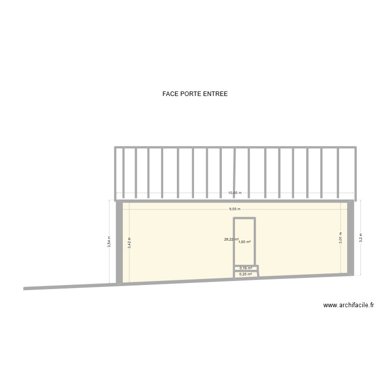 Peypin face porte entrée avant. Plan de 4 pièces et 30 m2