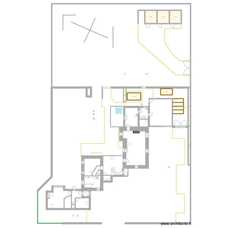 St Pol de Leon propriété. Plan de 8 pièces et 52 m2