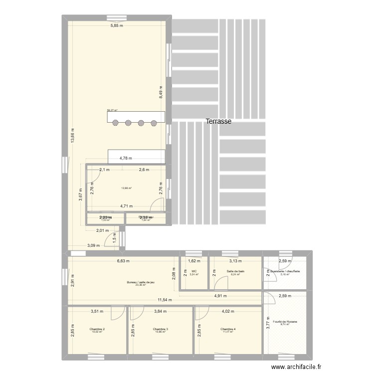 St Brisson redistribution. Plan de 12 pièces et 155 m2