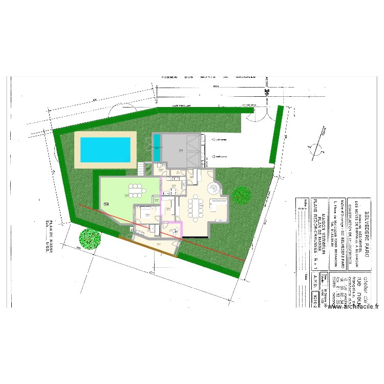Chambre sur l'avant. Plan de 15 pièces et 222 m2