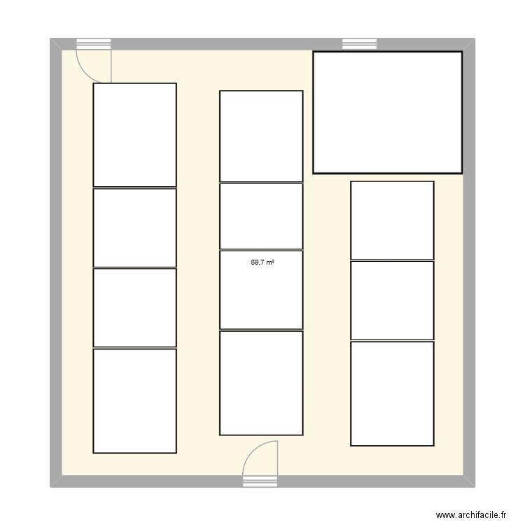 long. Plan de 1 pièce et 90 m2