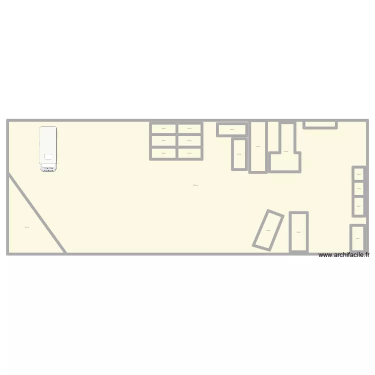 CONTAINEUR. Plan de 18  et 923 m²