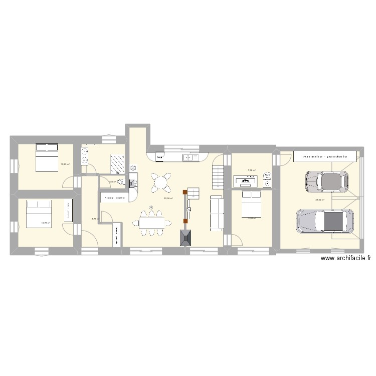 Maison réelle. Plan de 7 pièces et 155 m2