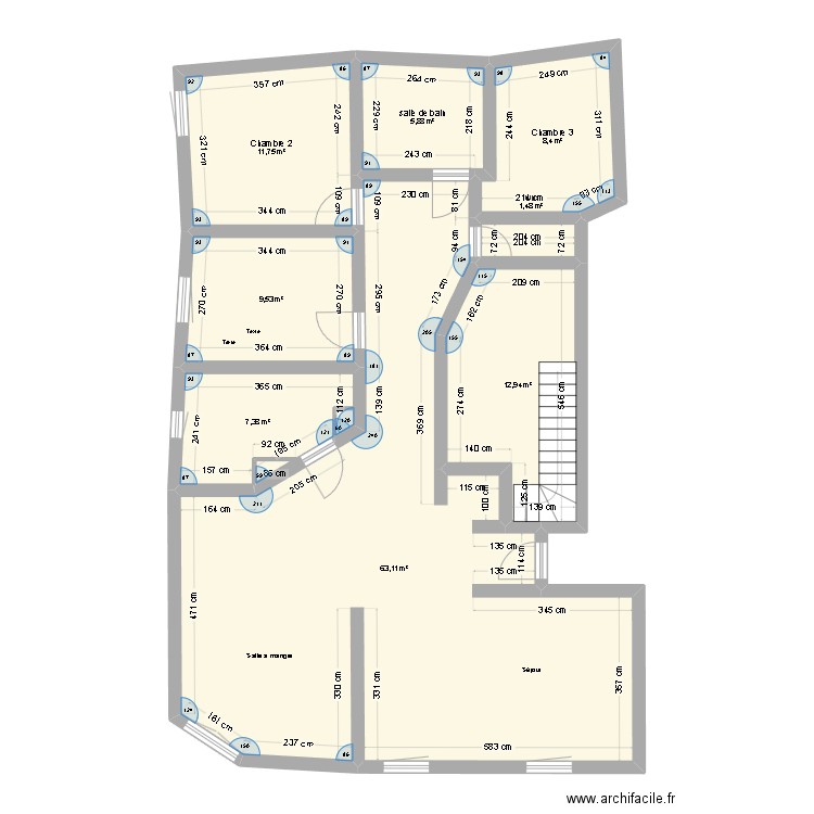 couprau . Plan de 8 pièces et 120 m2