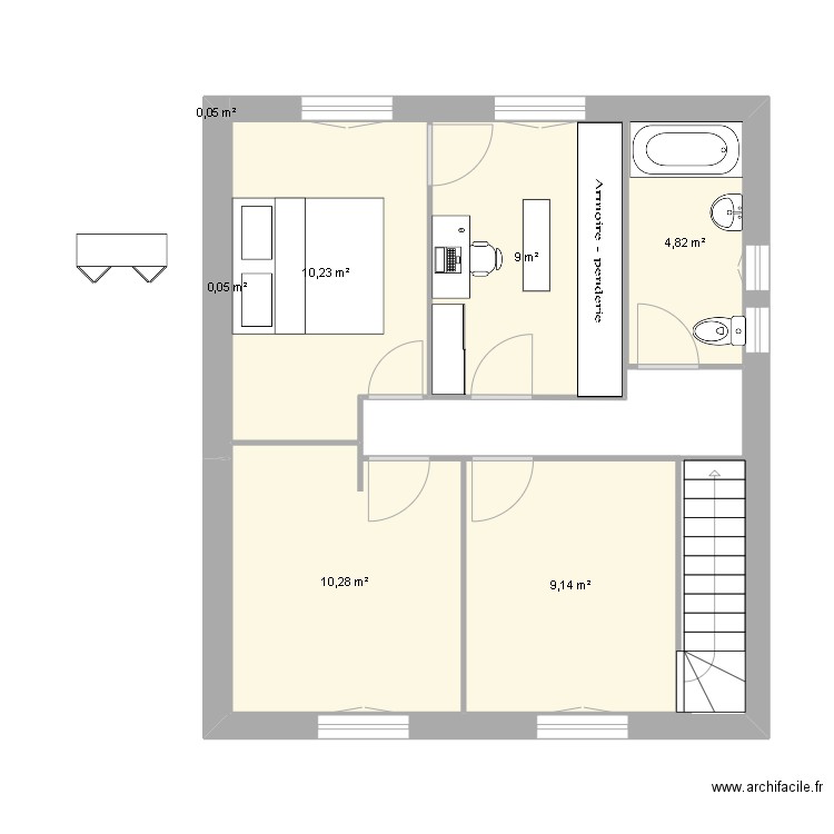 maison etage. Plan de 7 pièces et 44 m2