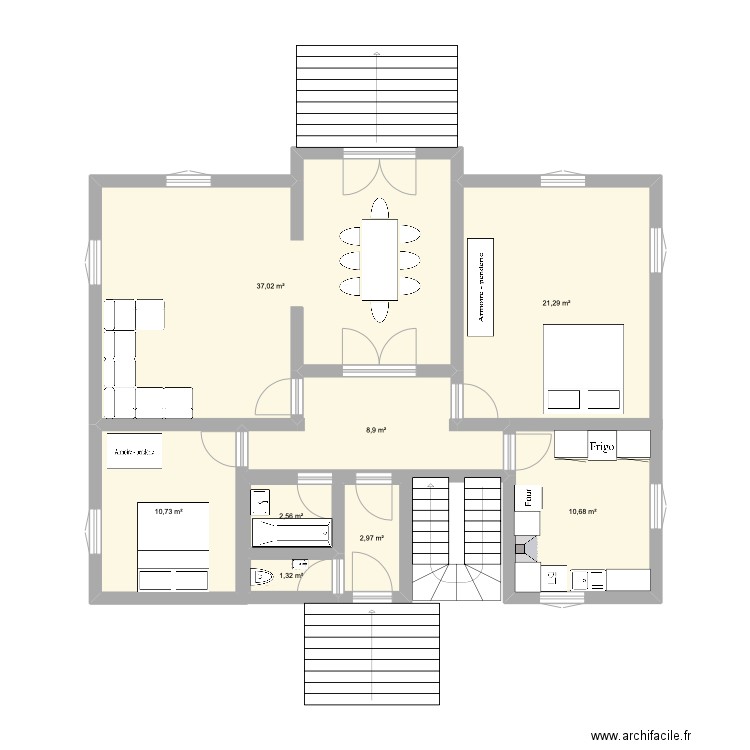 Cedre 10 - RDC. Plan de 8 pièces et 95 m2