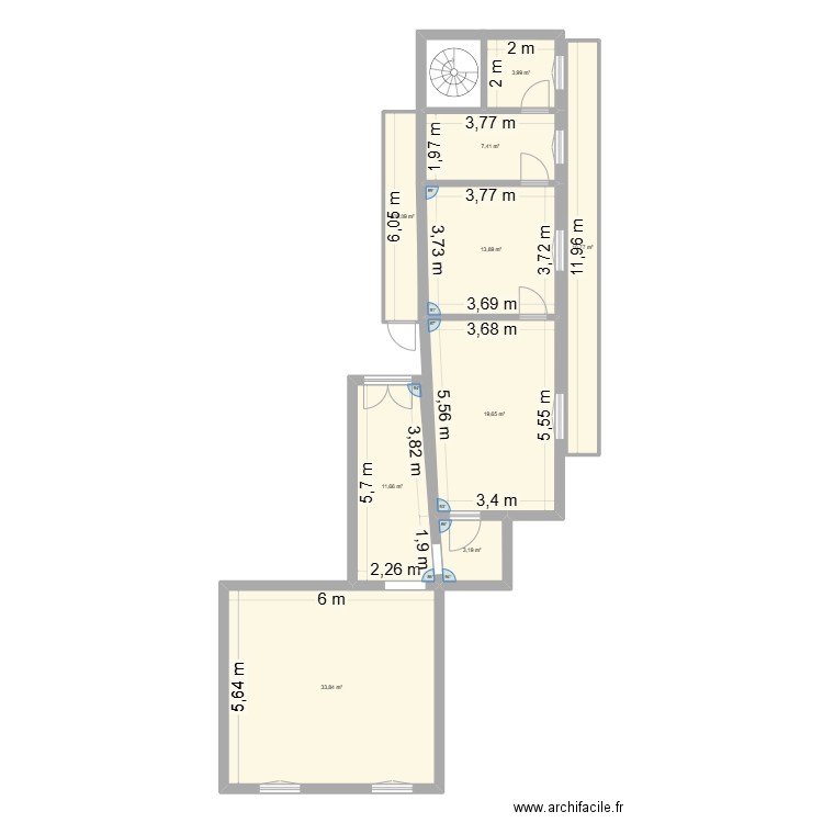 Lanzi origine. Plan de 9 pièces et 110 m2