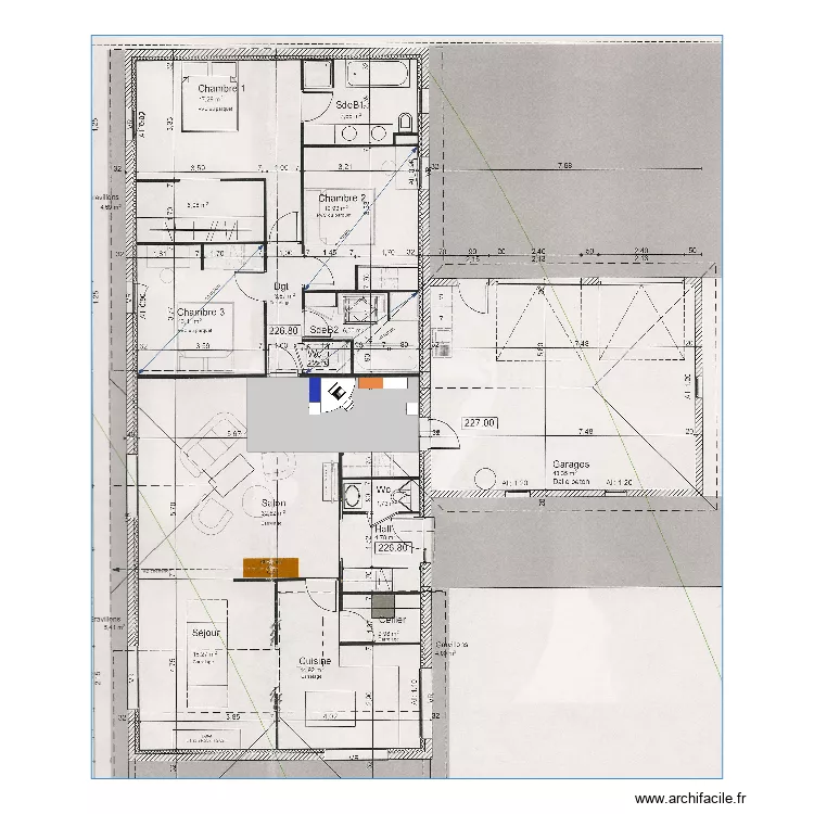 Coin bureau vers garage. Plan de Coin bureau vers garage. Plan de