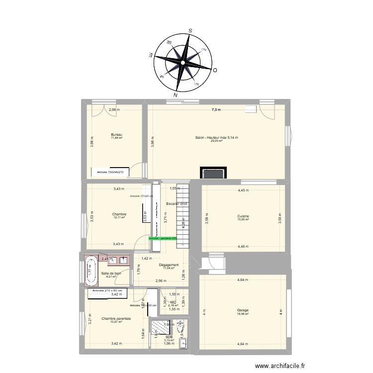 Maison - Vide. Plan de 10 pièces et 119 m2
