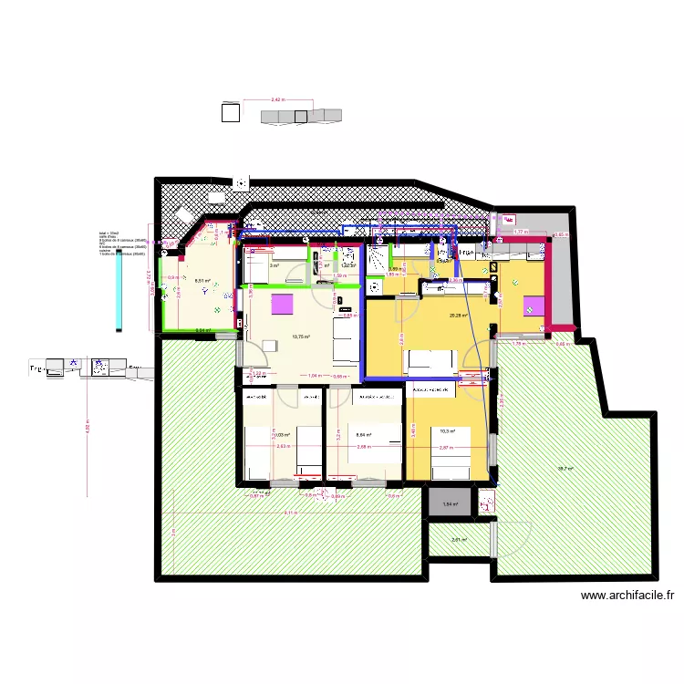 Fiume salle d\'eau dans salon. Plan de 20  et 187 m²