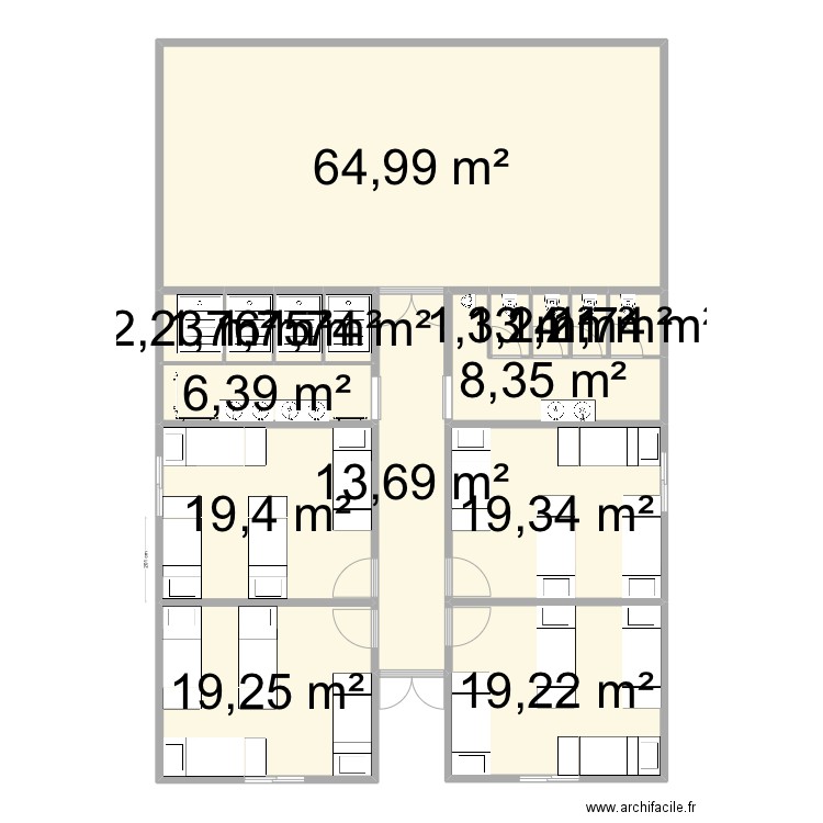 Bâtiment agricole. Plan de 16 pièces et 184 m2