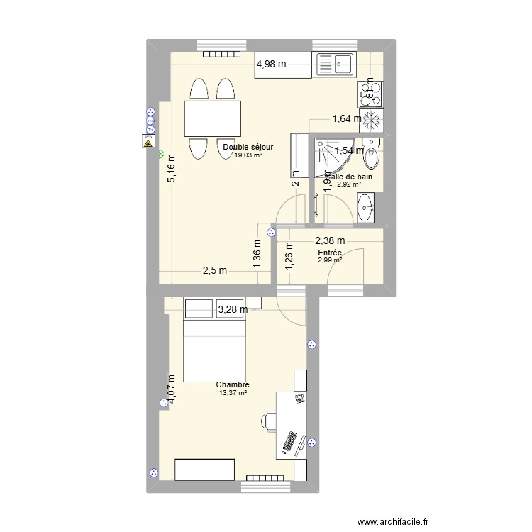 Saint-Denis. Plan de 4 pièces et 38 m2