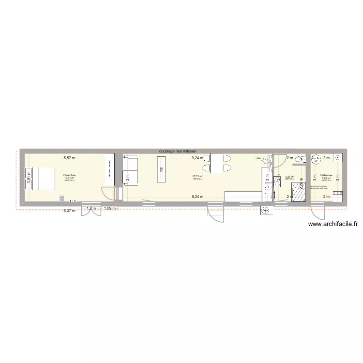 cot&eacute; usine gauche (face &agrave; la maison) int. Plan de 5  et 90 m²